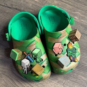 Kids Green Minecraft-Themed Clog Shoes